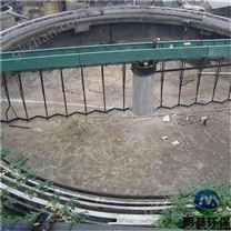 行車式刮吸泥機(jī)優(yōu)點(diǎn)