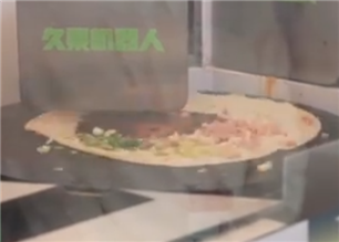 智博会煎饼机器人出圈，智能设备玩转餐饮赛道